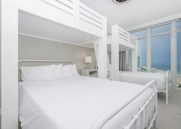 Phoenix Gulf Towers 1508 Apartment