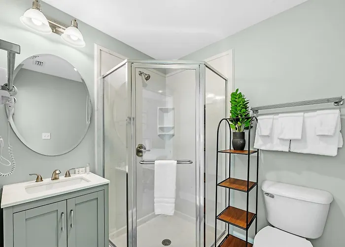 Phoenix Gulf Towers 1508 Apartment